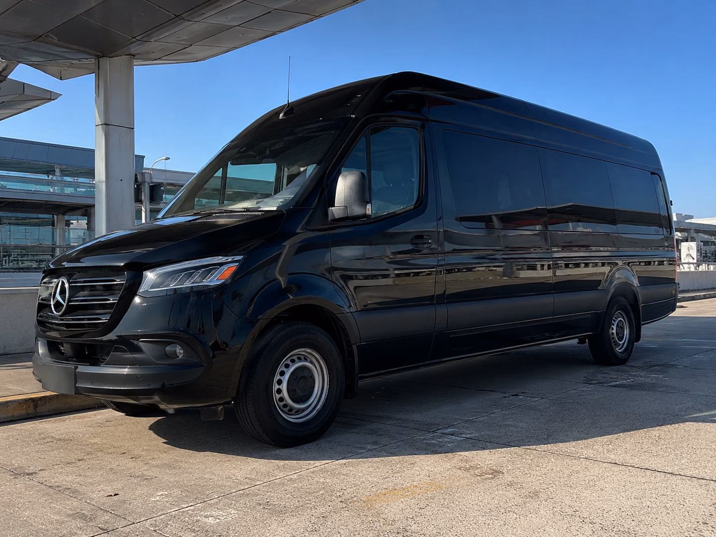 blog rent a bus to gaylord palms resort convention center hero