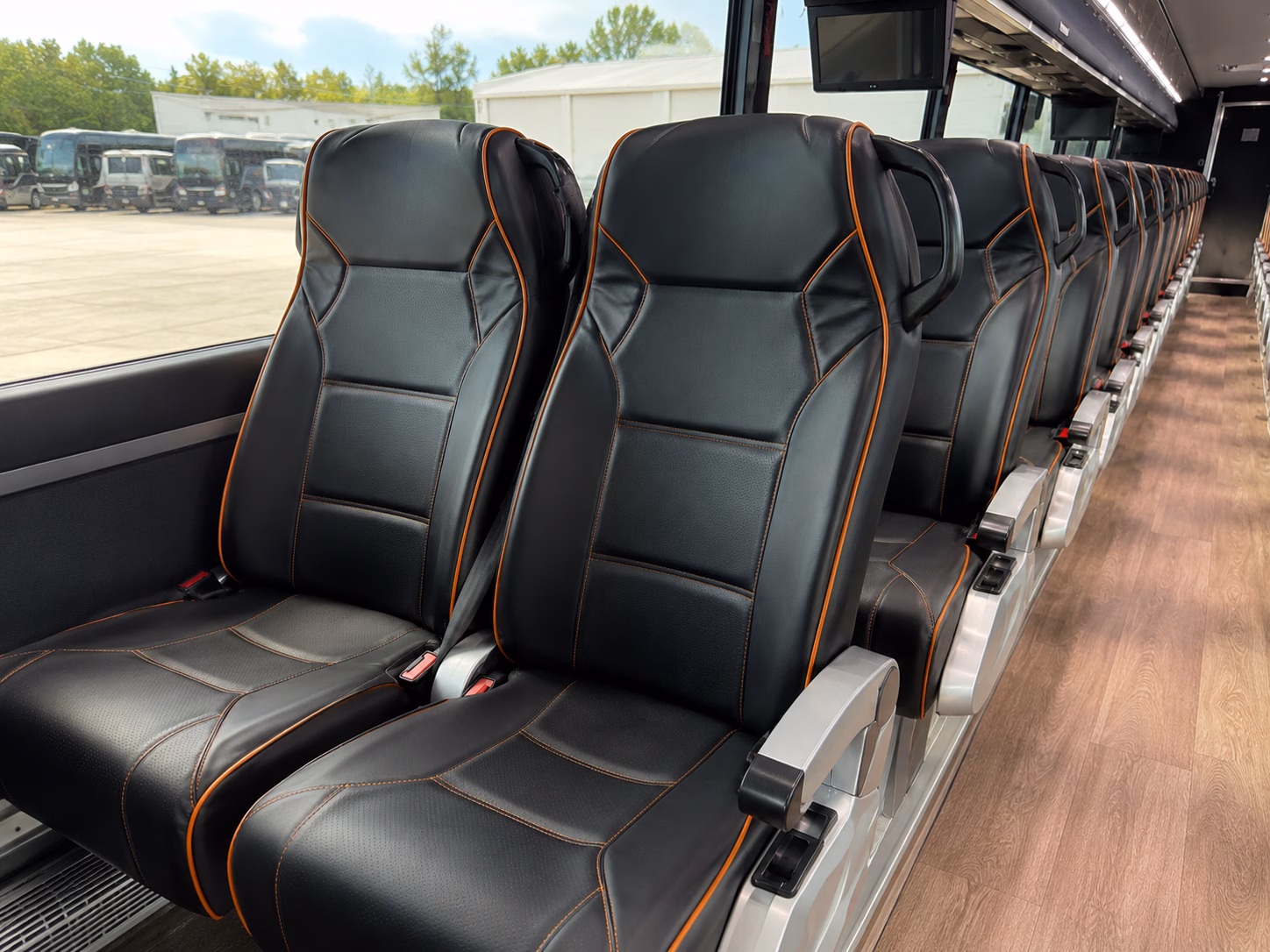 convention and conference buses to gaylord palms and occc